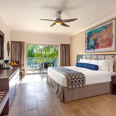 Royalton Splash Punta Cana, An Autograph Collection All-Inclusive Resort & Casino Room photo