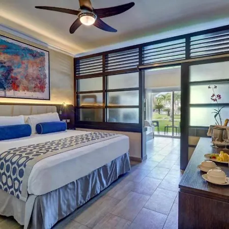Royalton Splash Punta Cana, An Autograph Collection All-Inclusive Resort & Casino Exterior photo