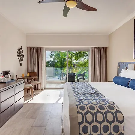 Royalton Splash Punta Cana, An Autograph Collection All-Inclusive Resort & Casino Exterior photo